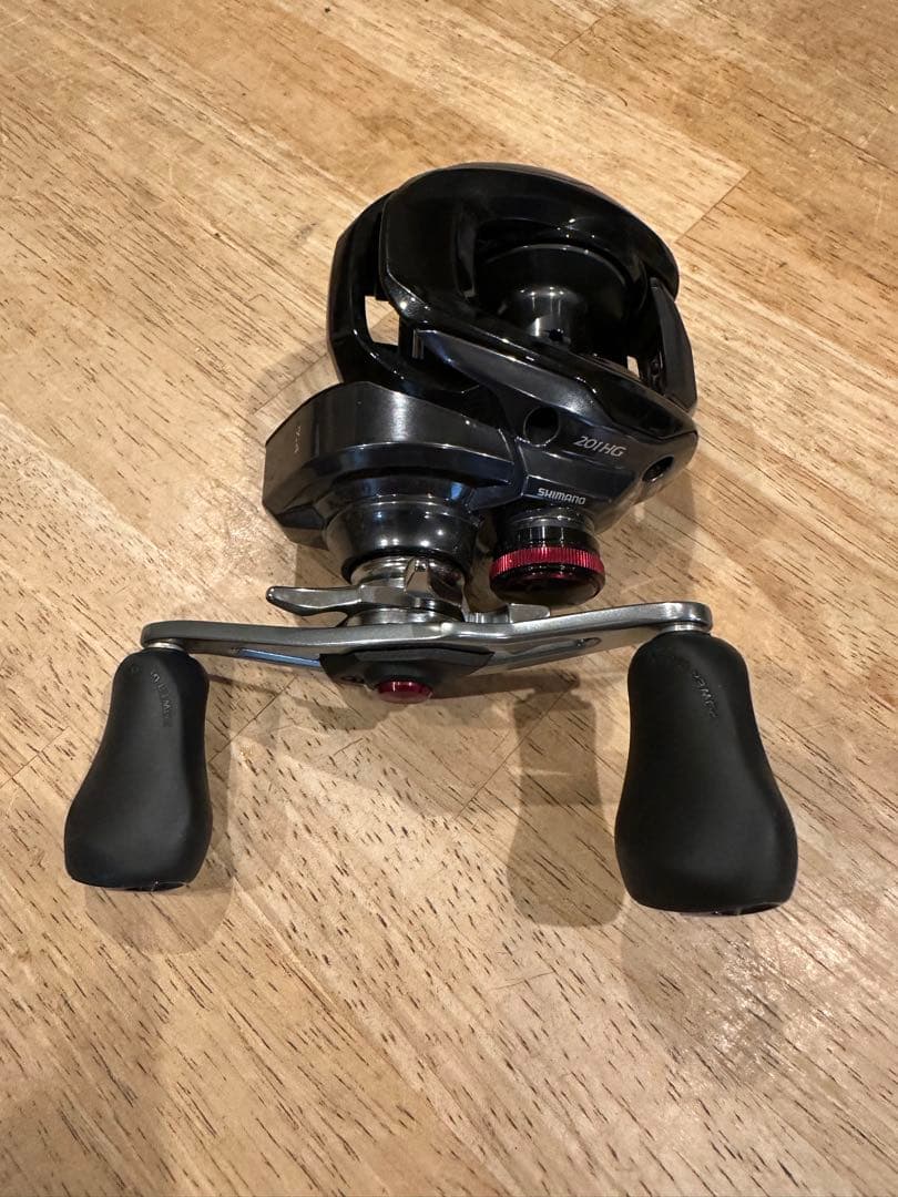 SHIMANO 24Scorpion MD 201HG リール