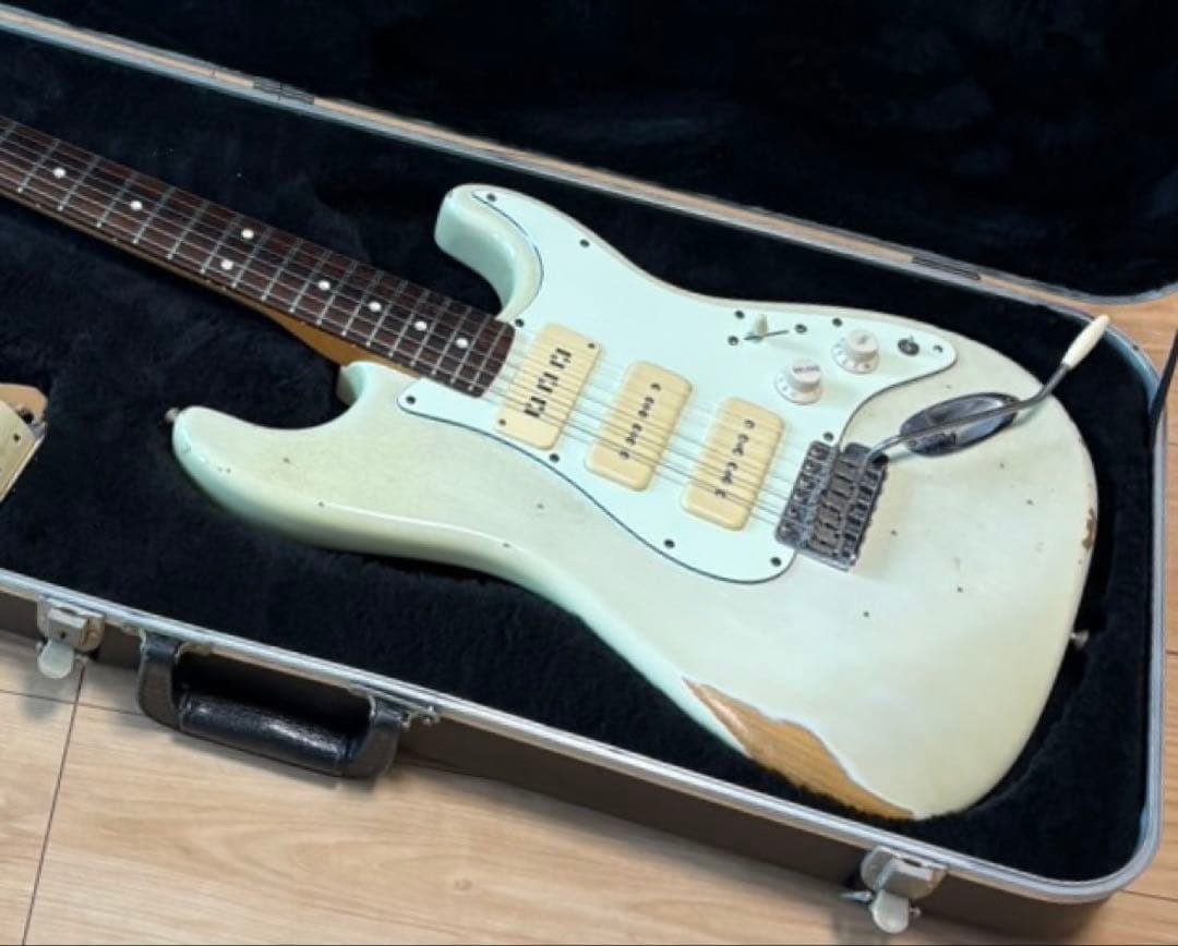 Fender Road Worn ストラトキャスター Sugizo 完コピ