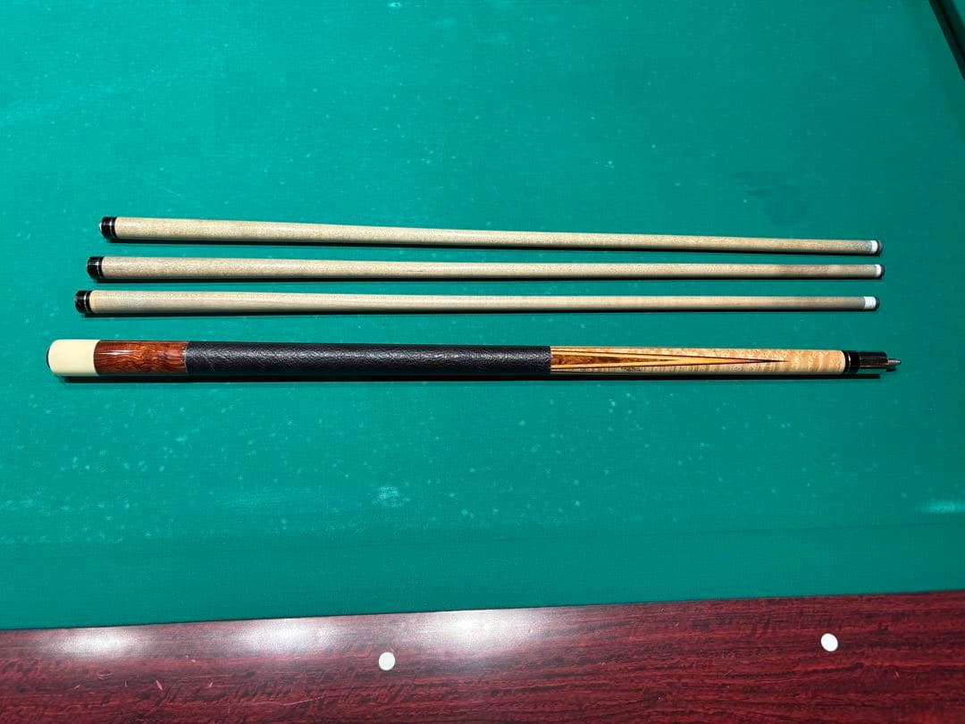 Richard Black ビリヤードキュー