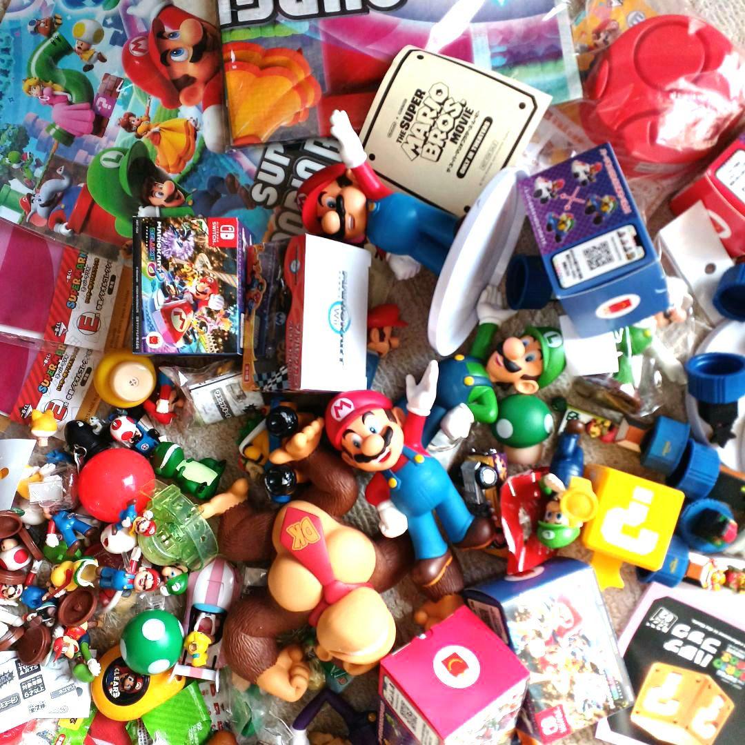 スーパーマリオ　マリオカート　グッズ　フィギュア　ボトルキャップ　大量まとめ売り