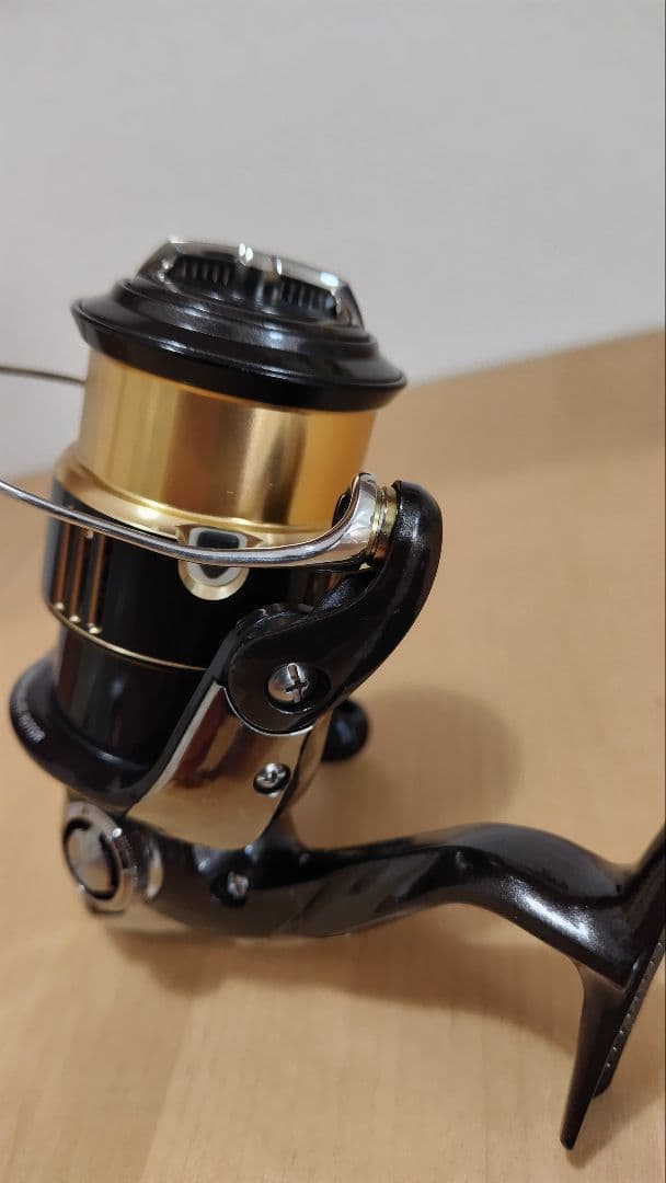 SHIMANO シマノ コンプレックスci4+ 2500S F4