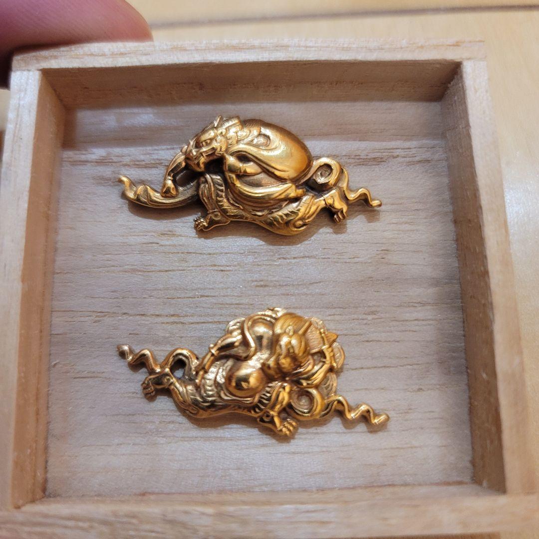 目貫 風神雷神図 金色絵 金具 留め具 武具 武装 日本刀 印籠 緒締め 骨董