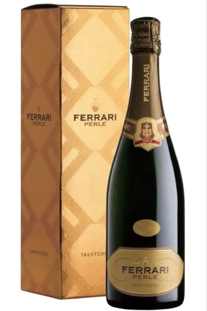 FERRARI PERLE 2018 スパークリングワイン　箱付き