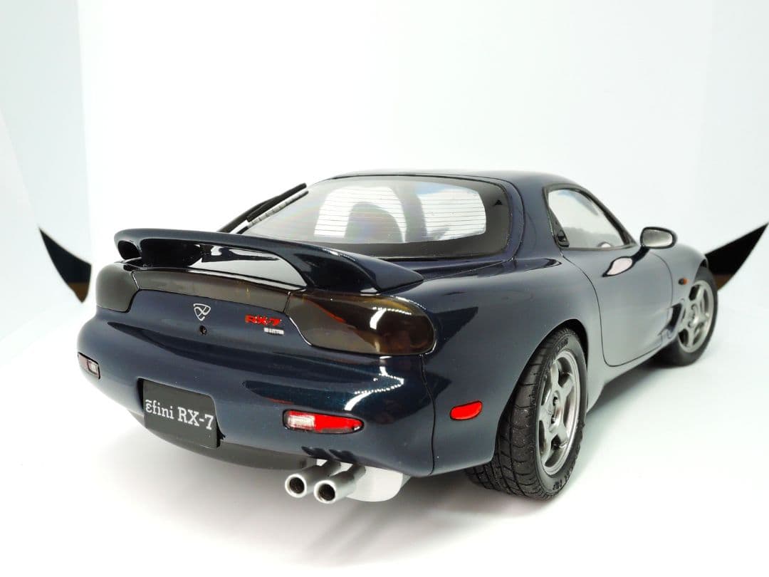 【プラモデル完成品】タミヤ 1/24 アンフィニ RX-7 タイプR