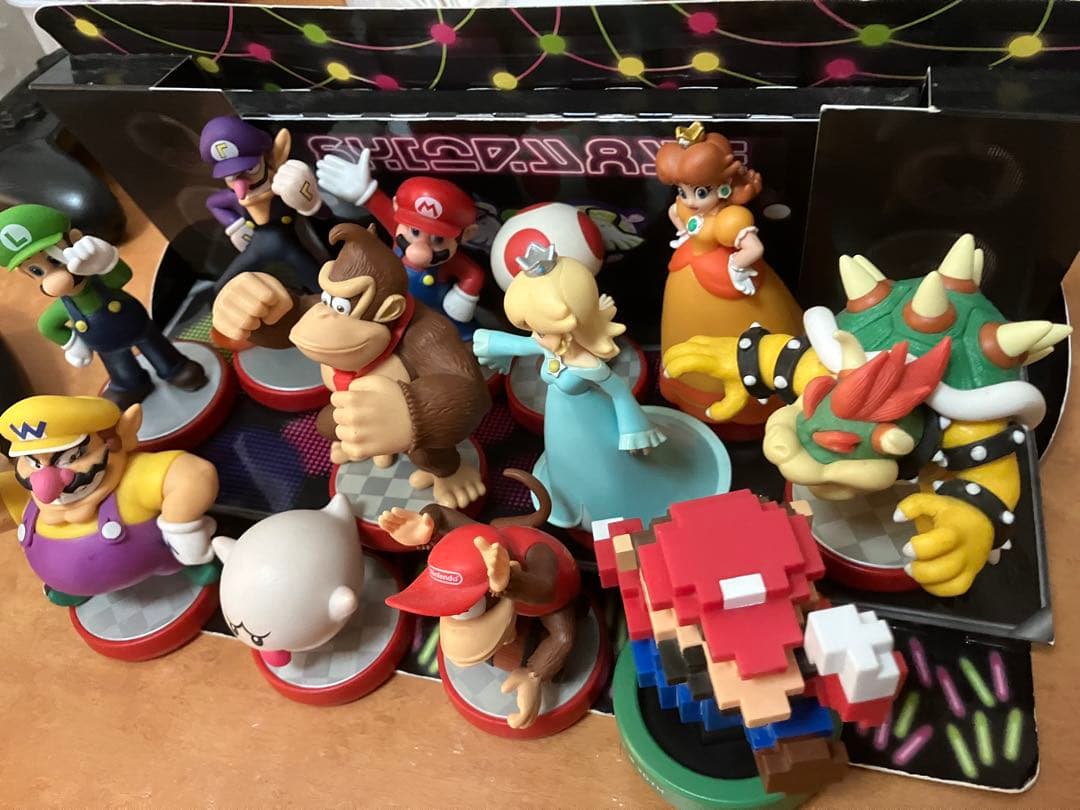 amiiboスーパーマリオ12種類（アミーボ）