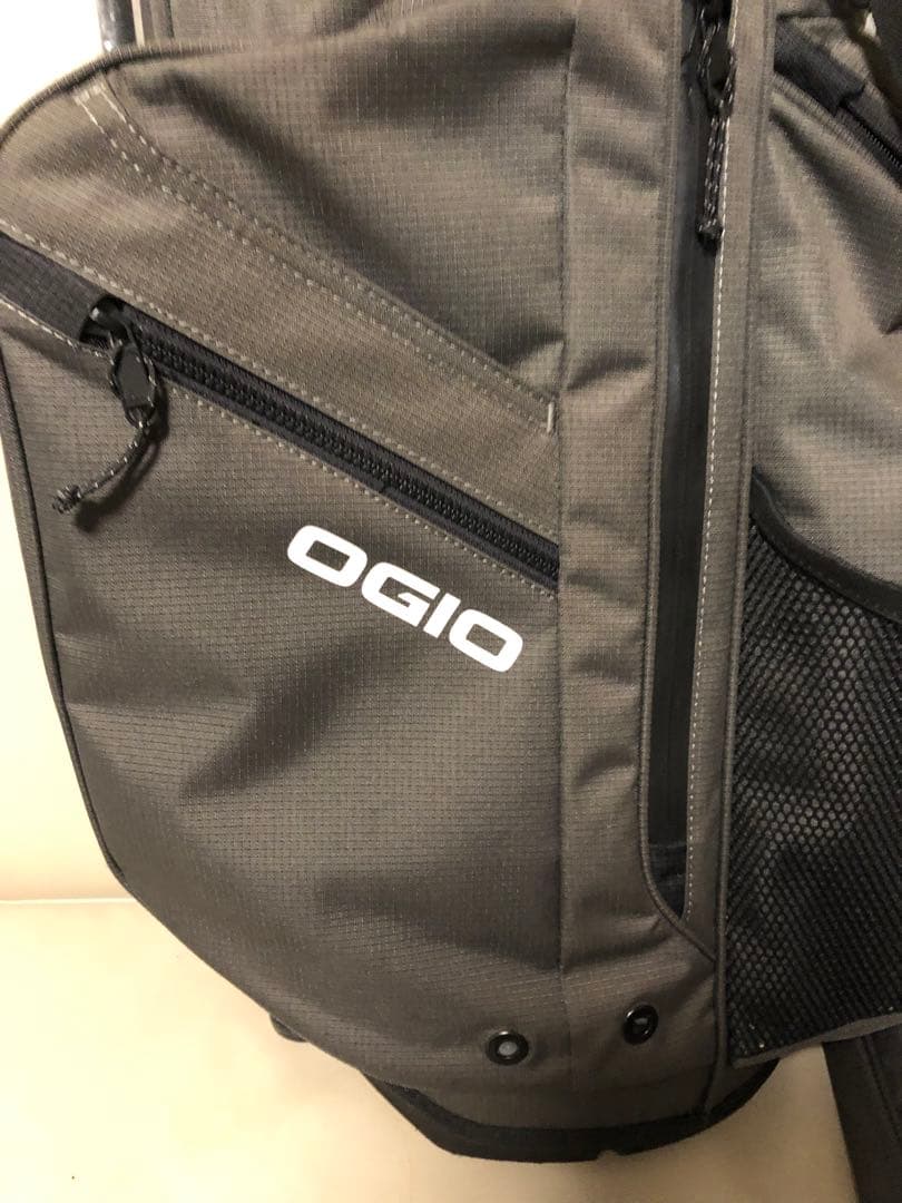 【送料込み】希少レア　オジオ　OGIO キャディバッグ　メンズ　軽量
