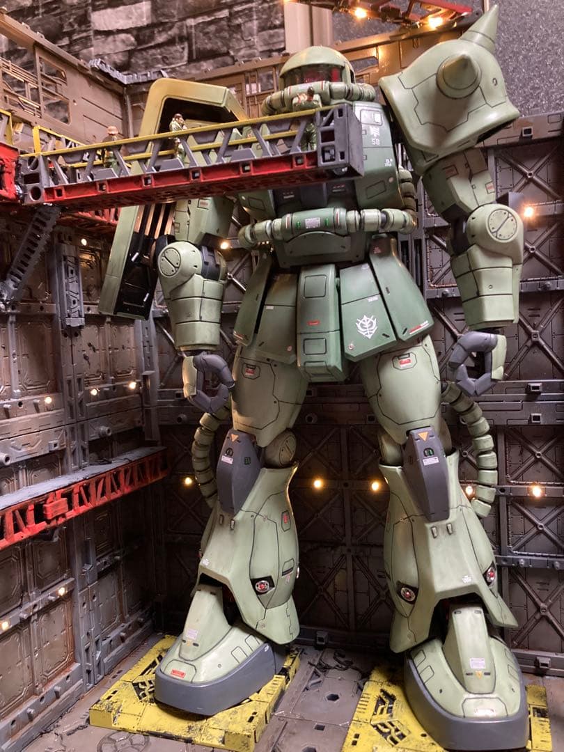 メガサイズガンダム&ザク