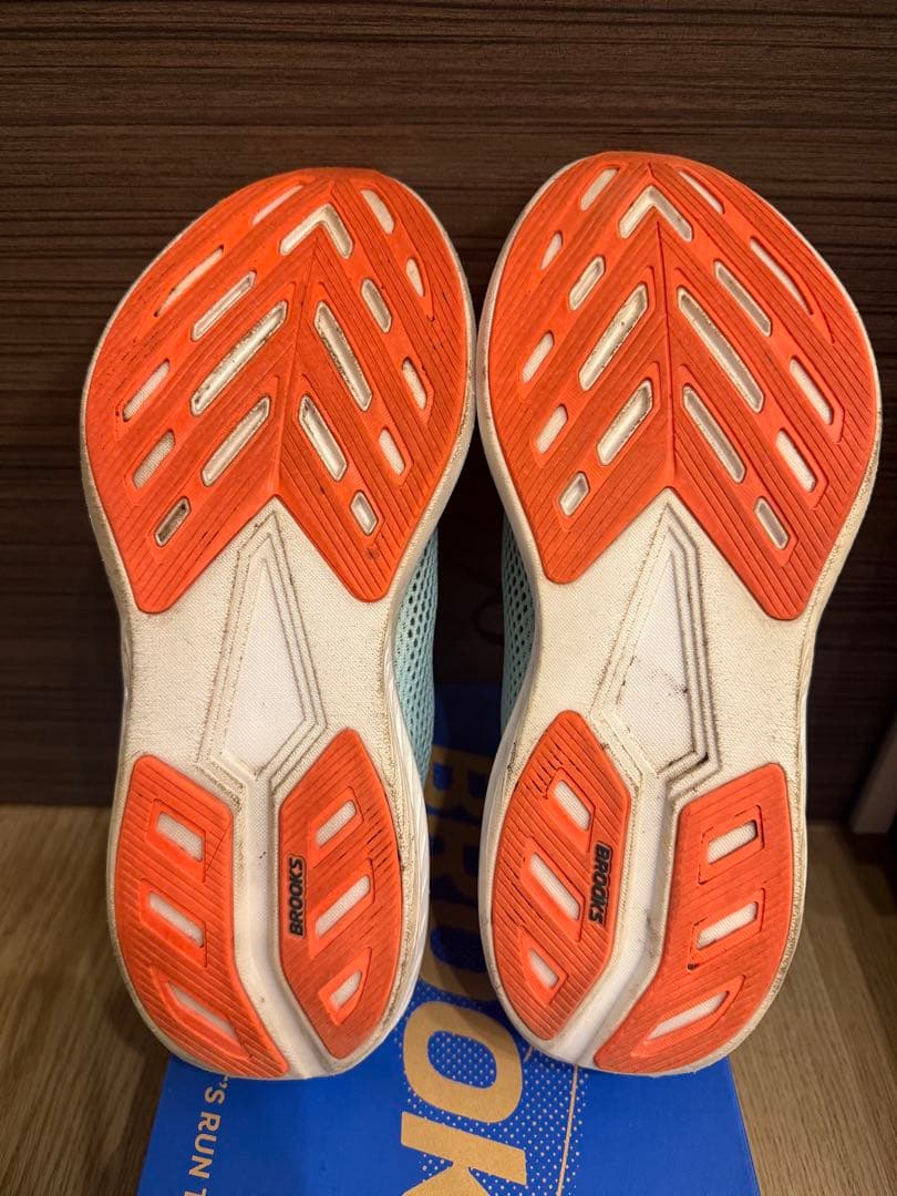 Brooks Hyperion3 サイズ9 27.0 中古美品