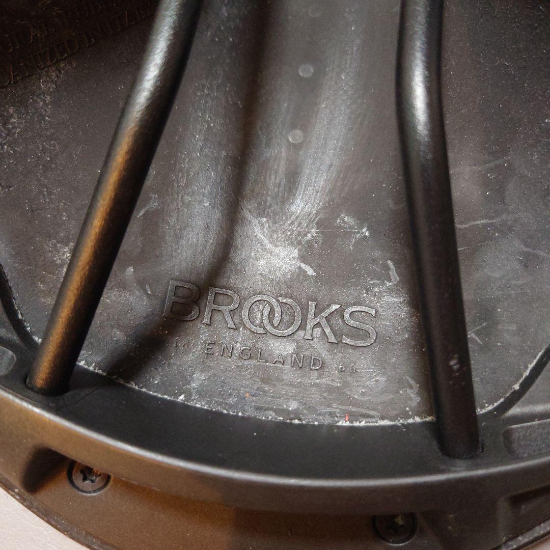 BROOKS サドル
