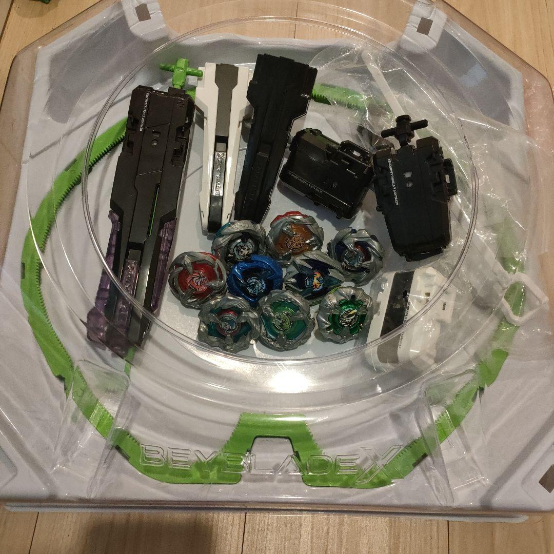 BEYBLADE　ベイブレードx　スタジアム　ベイ　ランチャーセット　まとめ売り