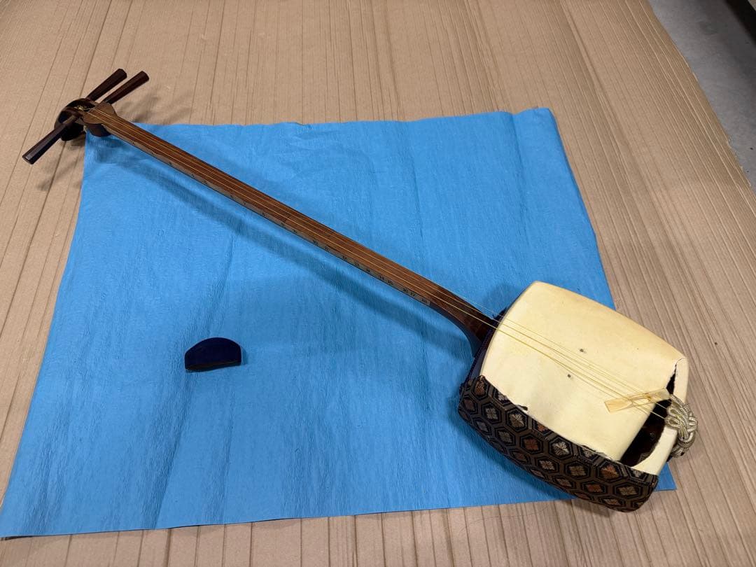 三味線本体 木製 白色