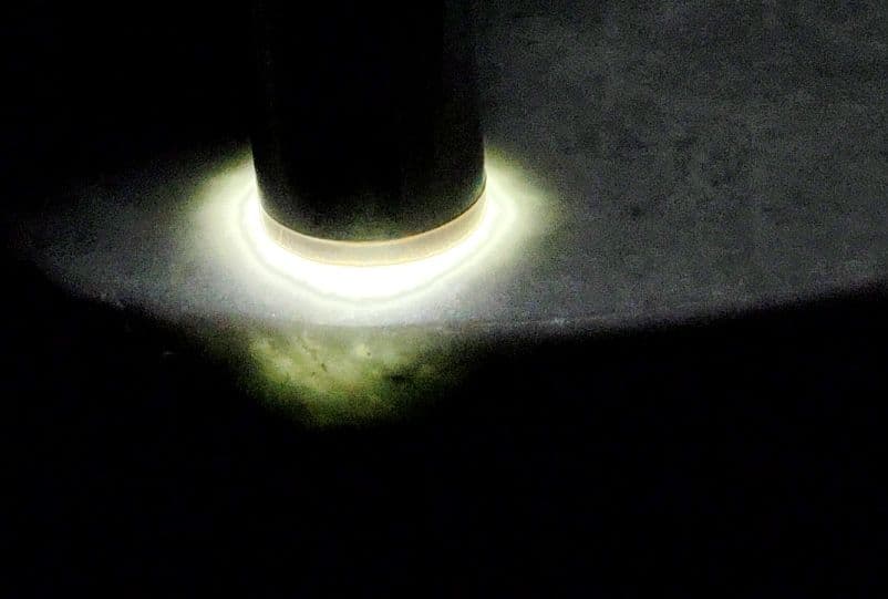 ★翡翠原石★糸魚川硬玉【底カット・ロウカン部有・379ｇ】