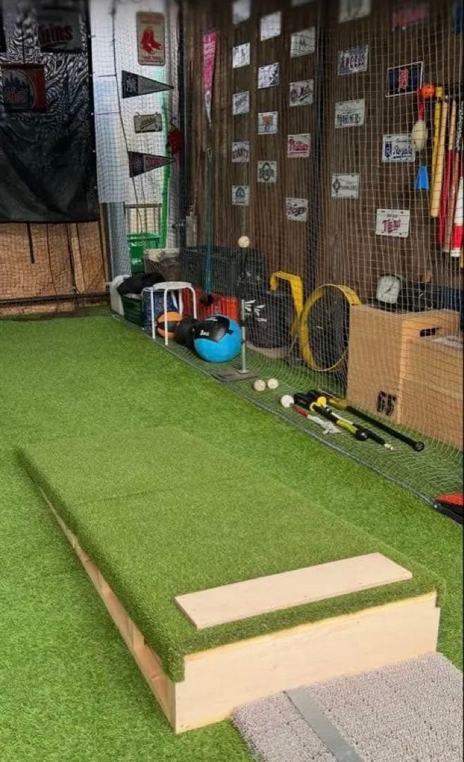 SRI 可動式　木製　ピッチングマウンド