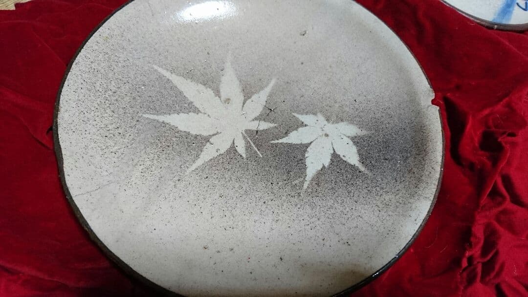 骨董品 皿 絵柄 紅葉