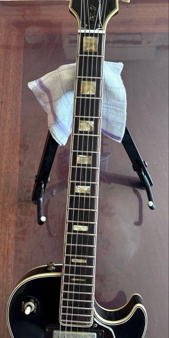 グネコ　エレキギターレスポールモデル