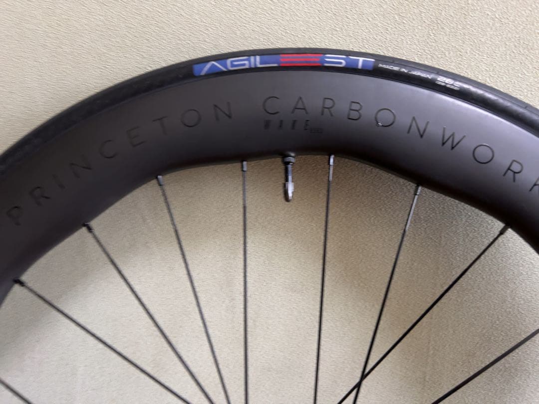 中華完組カーボンホイール　リム高65/60
