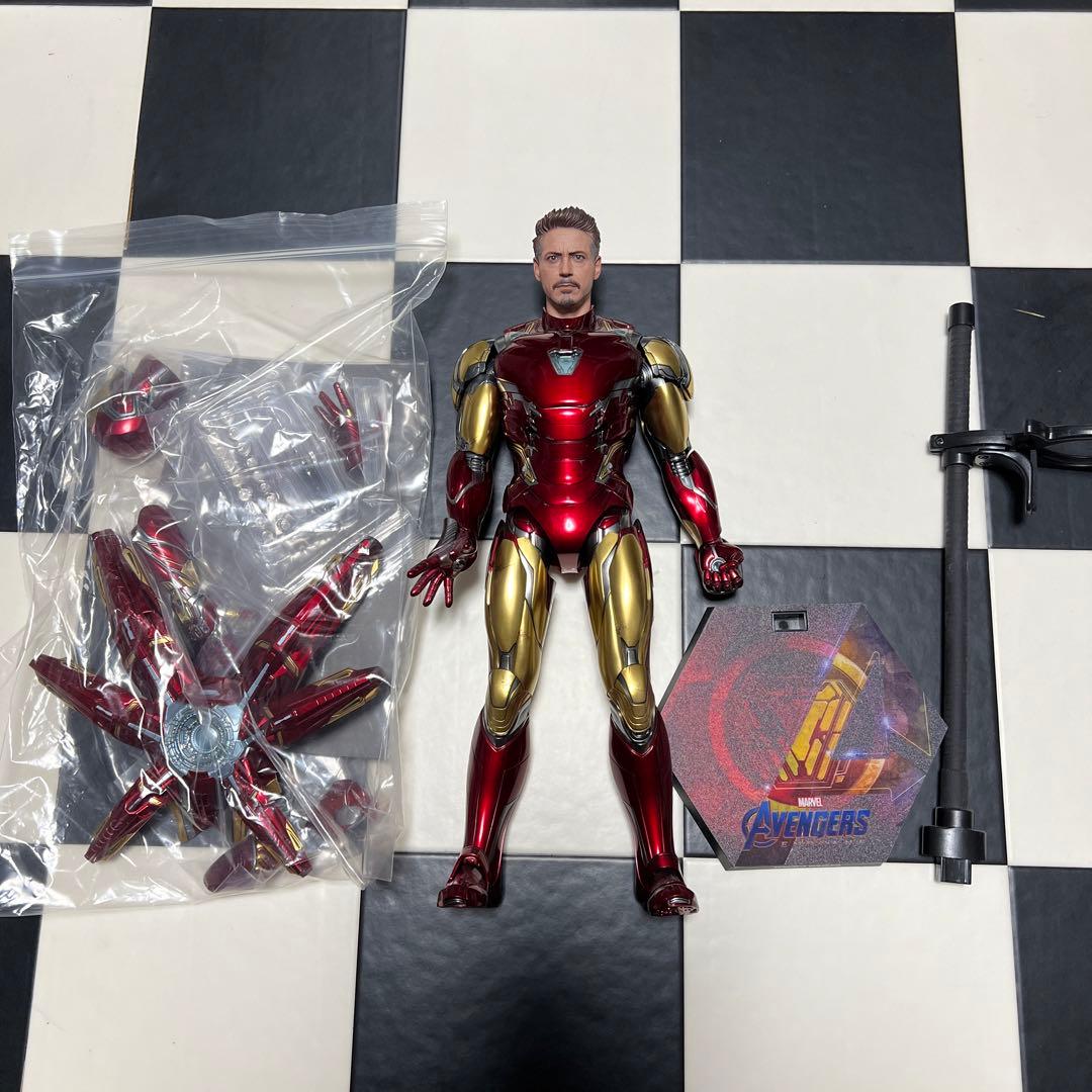 ホットトイズ マーベル　フィギュア　エンドゲーム アイアンマン