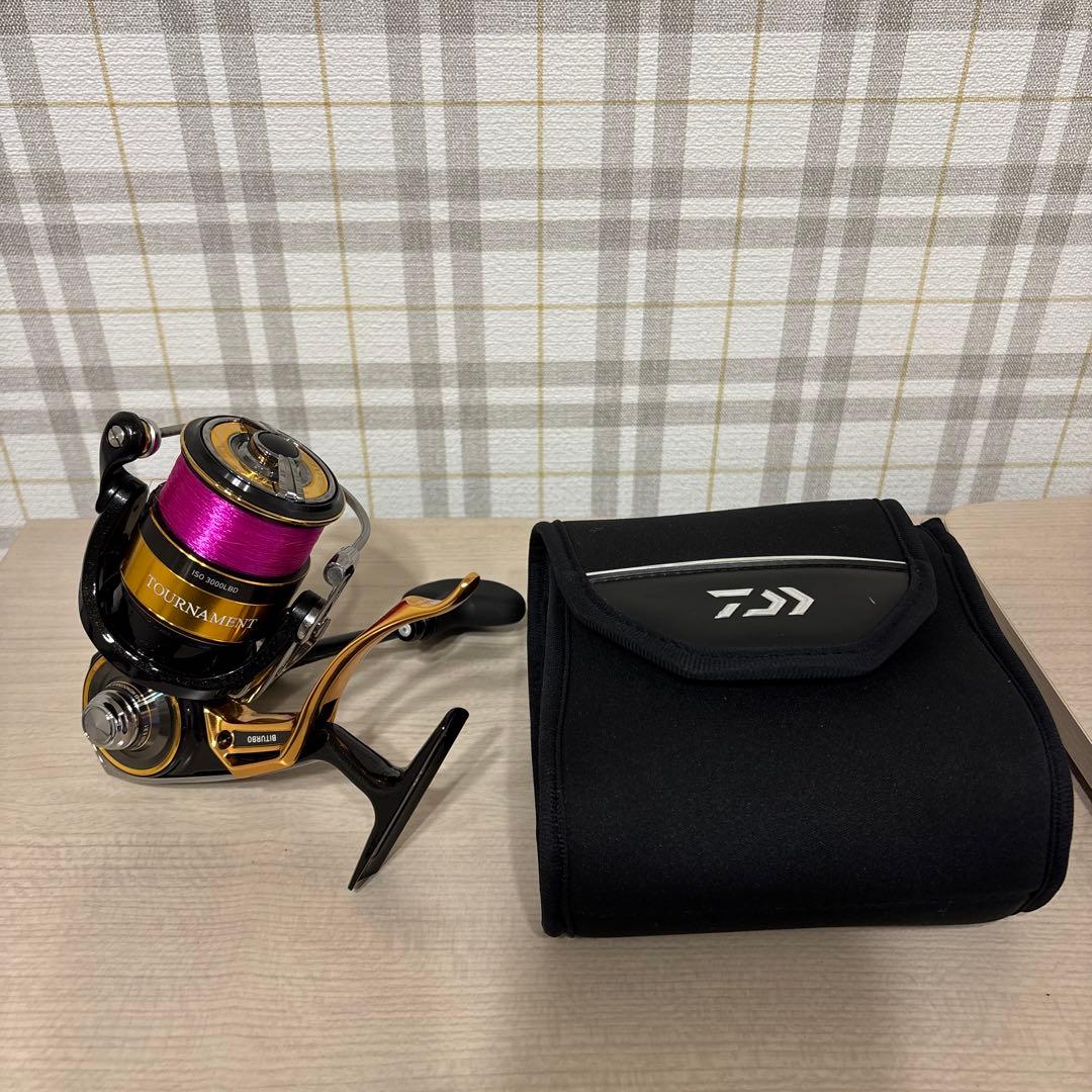 【しっかり選坊 】DAIWA TOURNAMENT スピニングリール