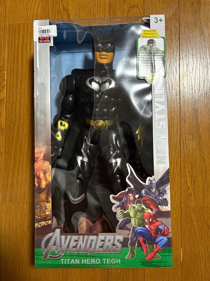 バットマン？アベンジャーズ タイタンヒーロー 黒フィギュア