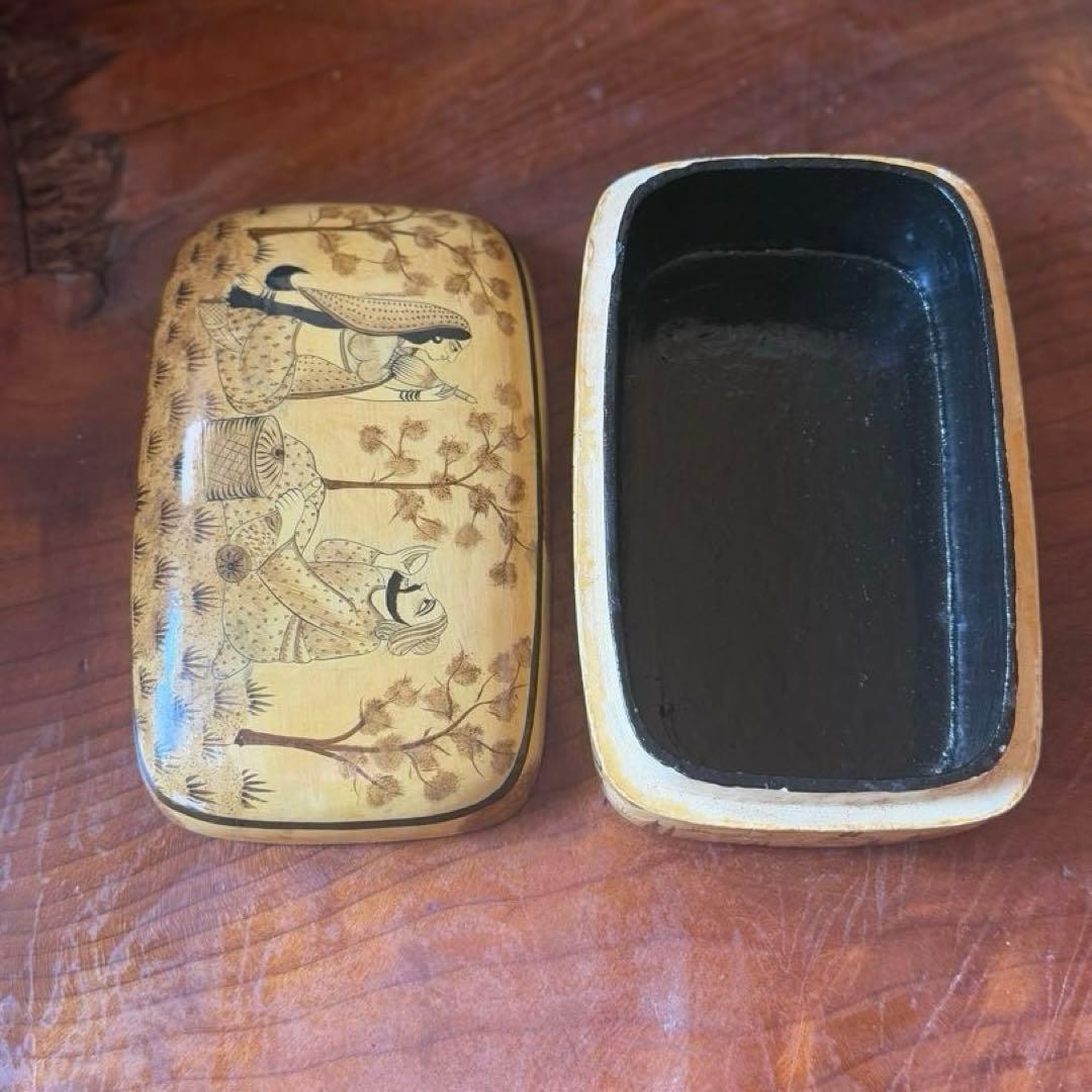 【カシミール】アンティーク＊一点ものペイパーマッシュBOX