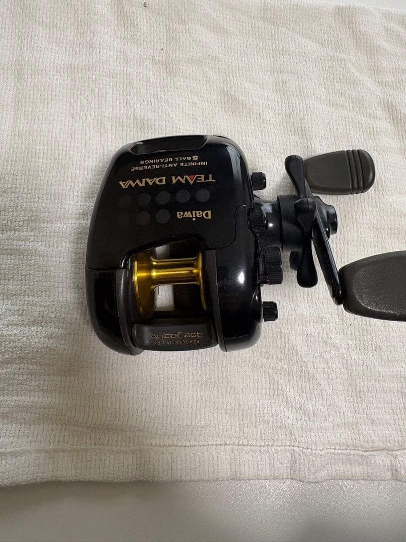 ダイワ Team TD1Hi オートキャスト 右ハンドル ベイトリール