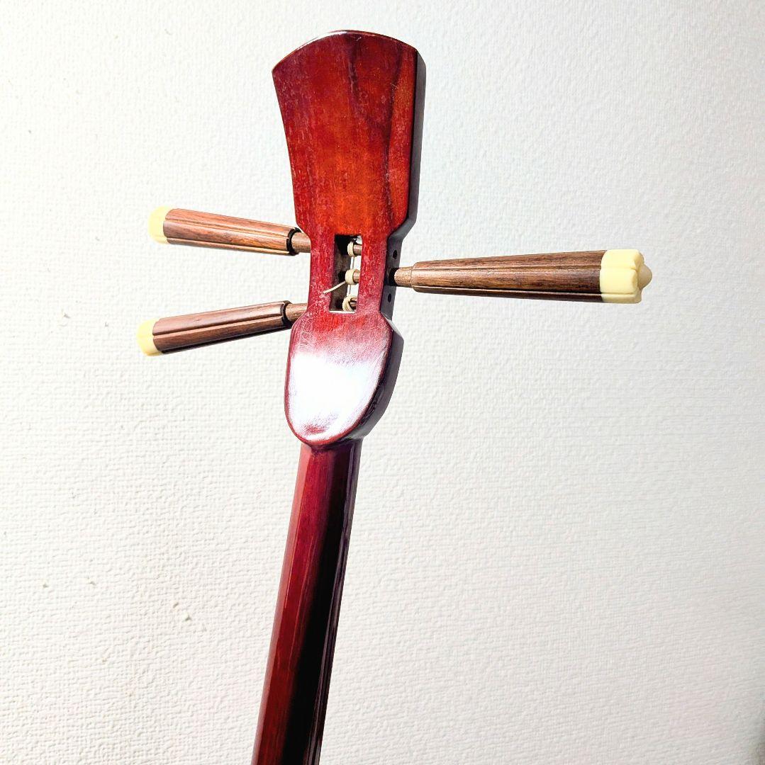 美品　沖縄三味線　本皮　ゆし木　真壁型