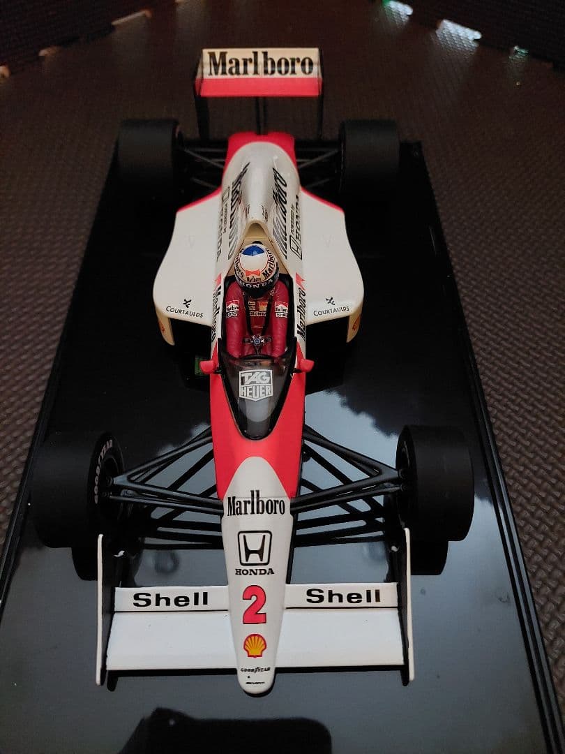 1/18 マクラーレン・ホンダ MP4/5 A.プロスト 1989 マルボロ仕様