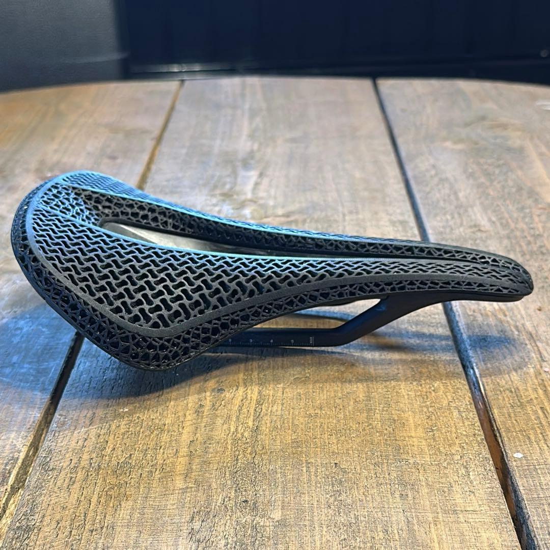 あーた　カデックスサドル+シートポストクランプ