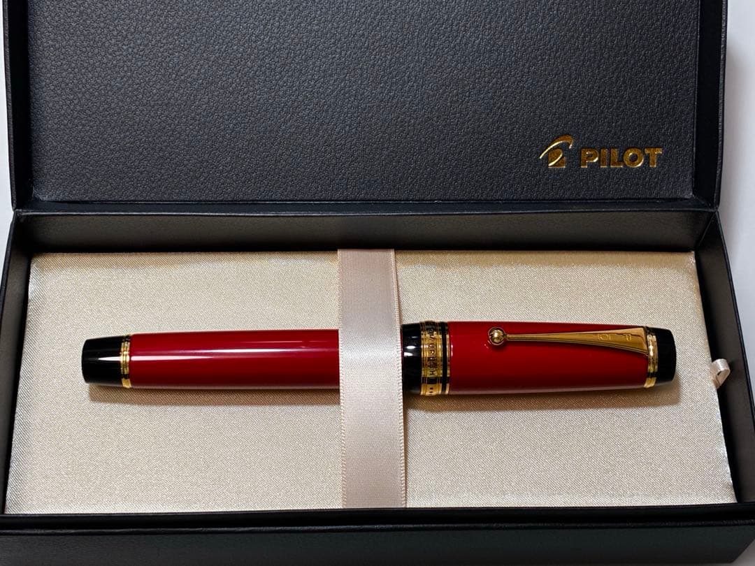 PILOT カスタム漆 レッド FM 美品 / CUSTOM URUSHI /