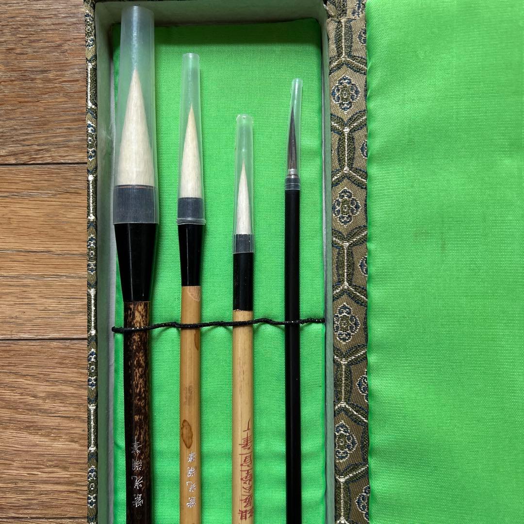 最高級書道、水墨画名品【中国文房精製貢品名筆4本組】高級天然竹使用高級化粧箱付