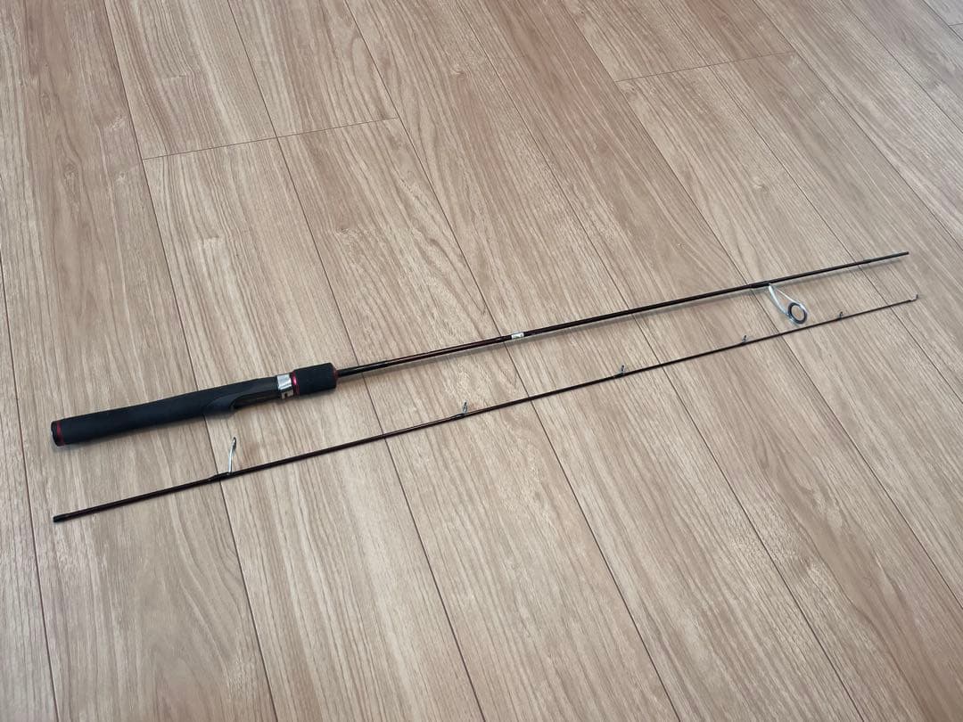 フォレストの釣具になります。