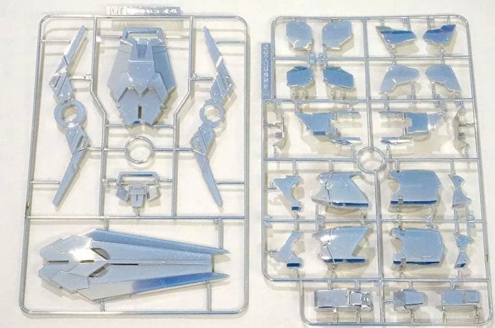 PGユニコーンガンダムメッキ塗装済みキット