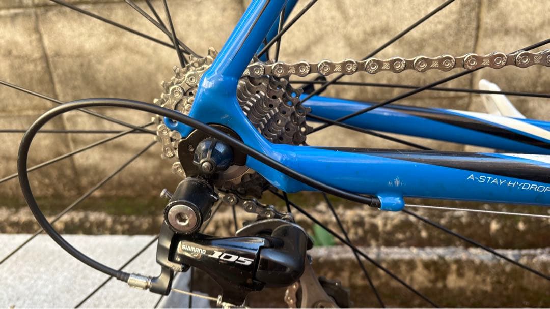 [引き取りなら一万円引き]Cannondale ロードバイク CAAD8