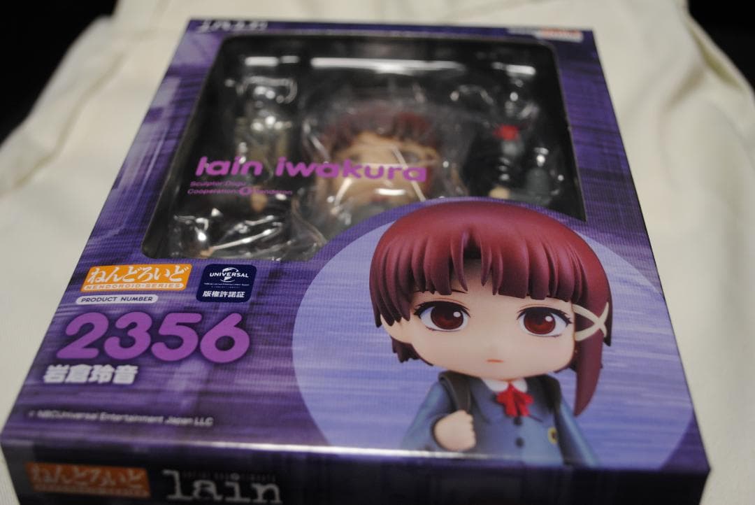 ねんどろいど 岩倉玲音 serial experiments lain