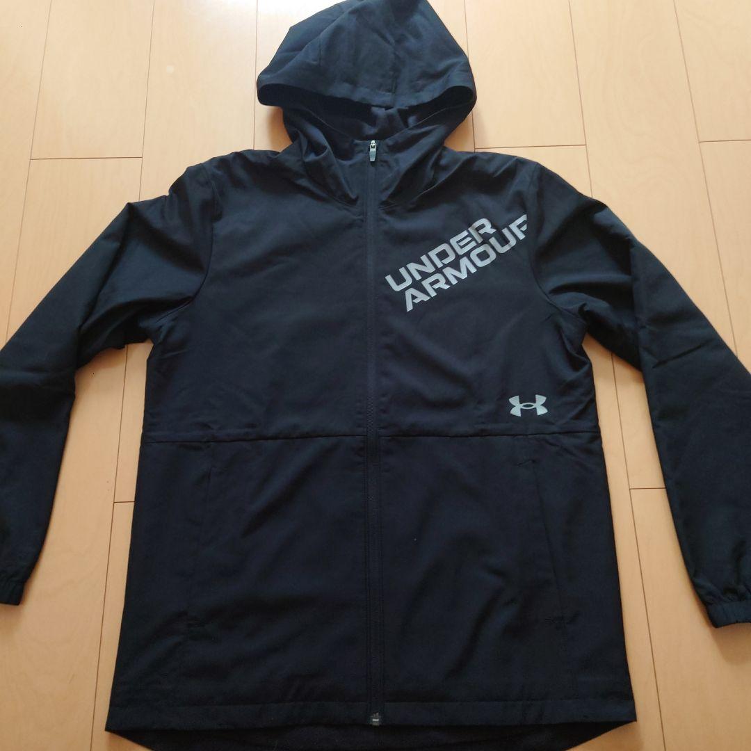 UNDER ARMOUR ブラック アウター・パンツセット