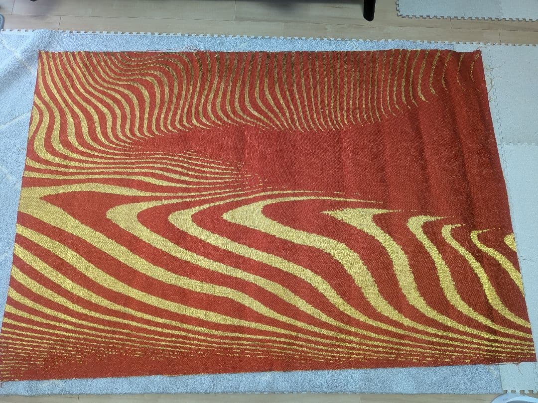 風紋の輝き 亀倉雄策作品 119x177cm　刺繍
