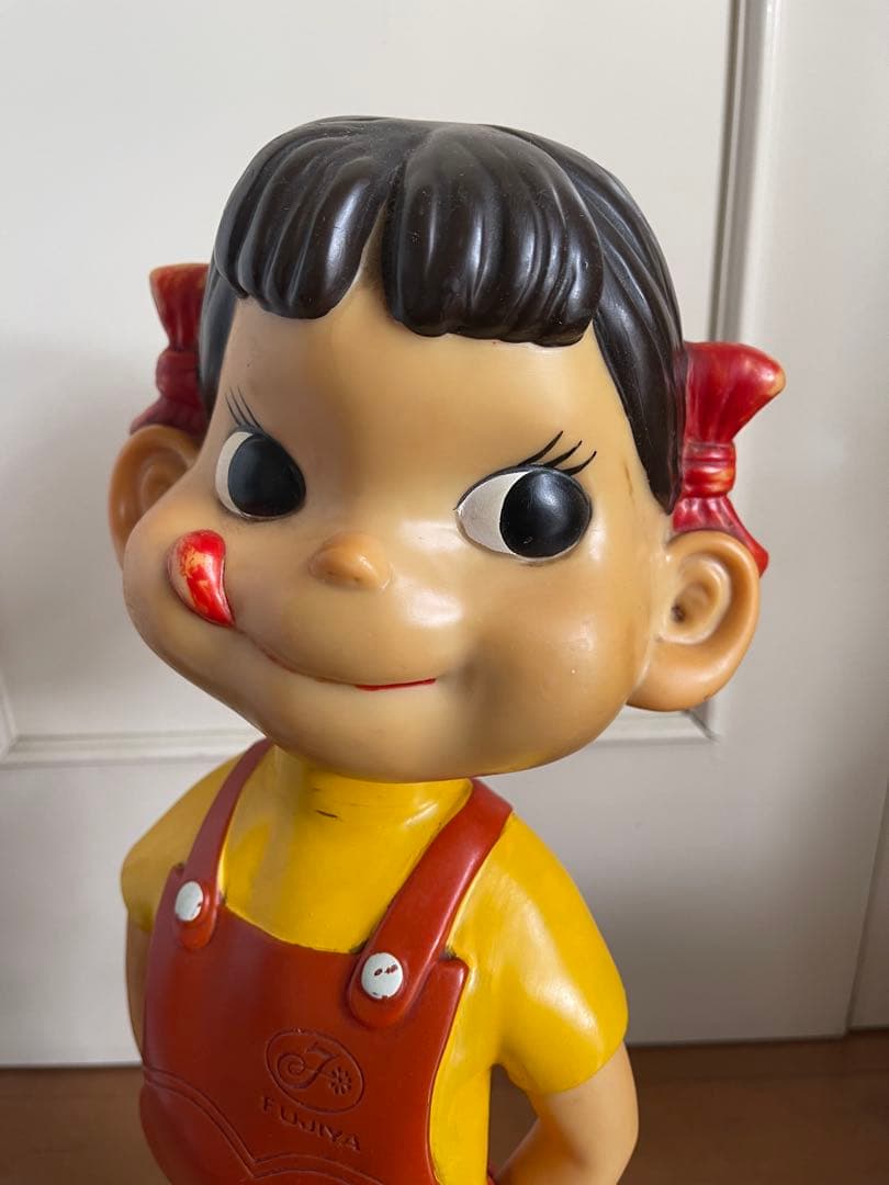 不二家ペコちゃん　首振り　 【当時物】店頭用 全高47cm