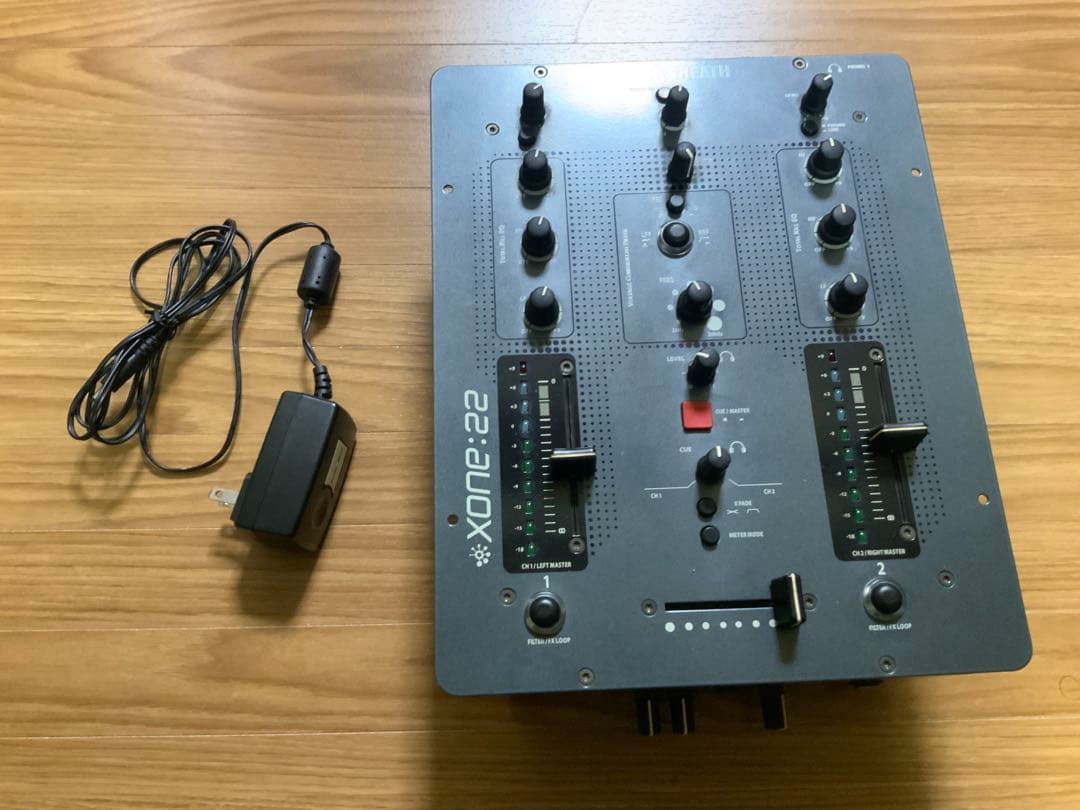 ALLEN & HEATH XONE:22 DJミキサー訳あり