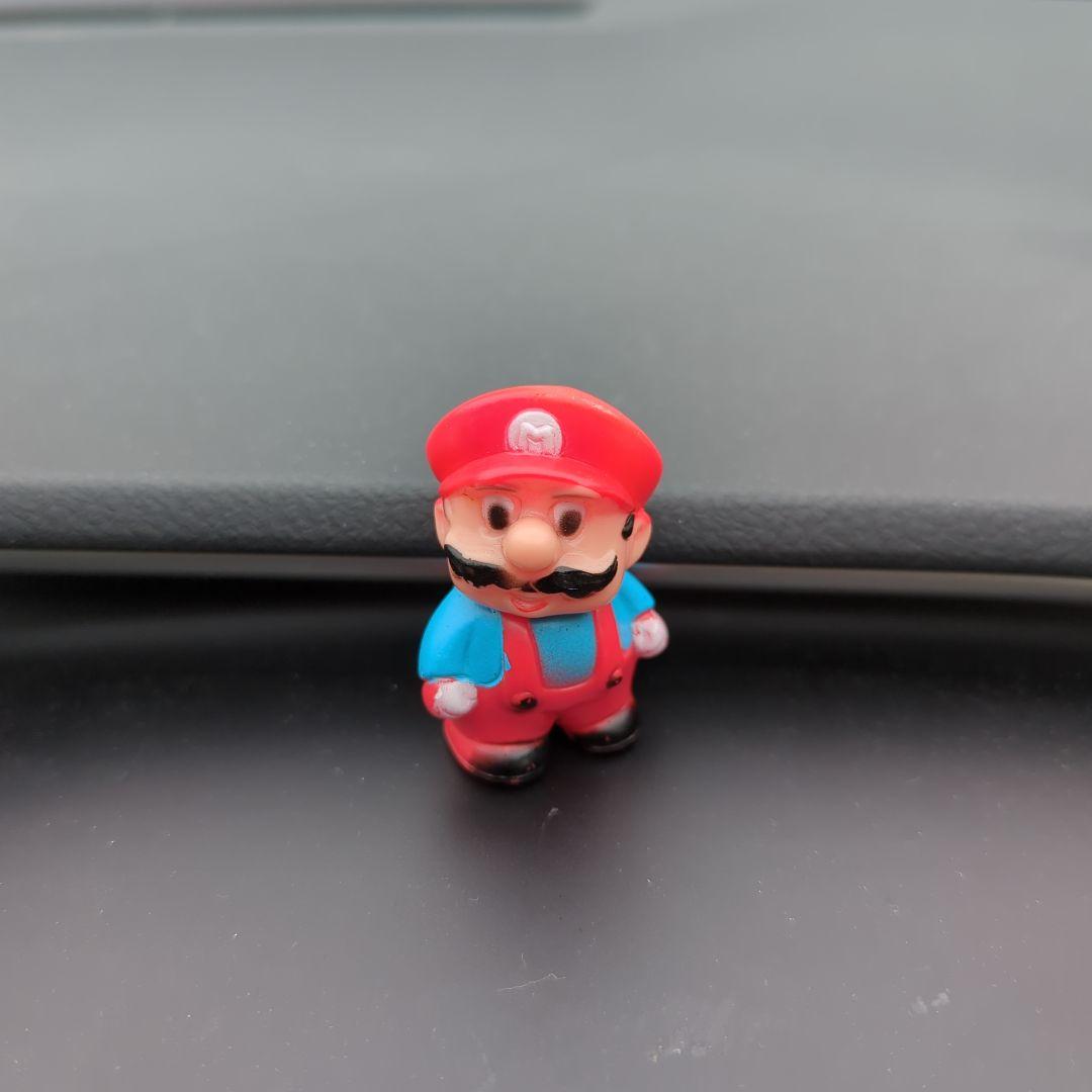 激レア　マリオフィギュア