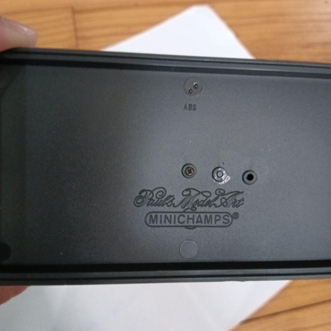 ミニチャンプス　レッドブルRB8 セバスチャン・ベッテル　1/43