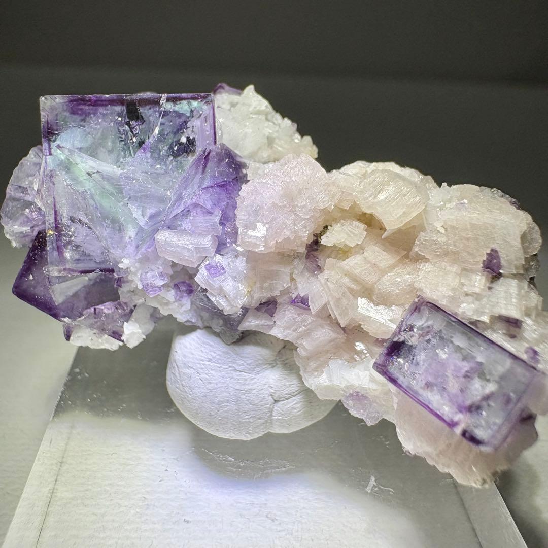 477 中国　ヤオガンシャン産　ポーセリンフローライト