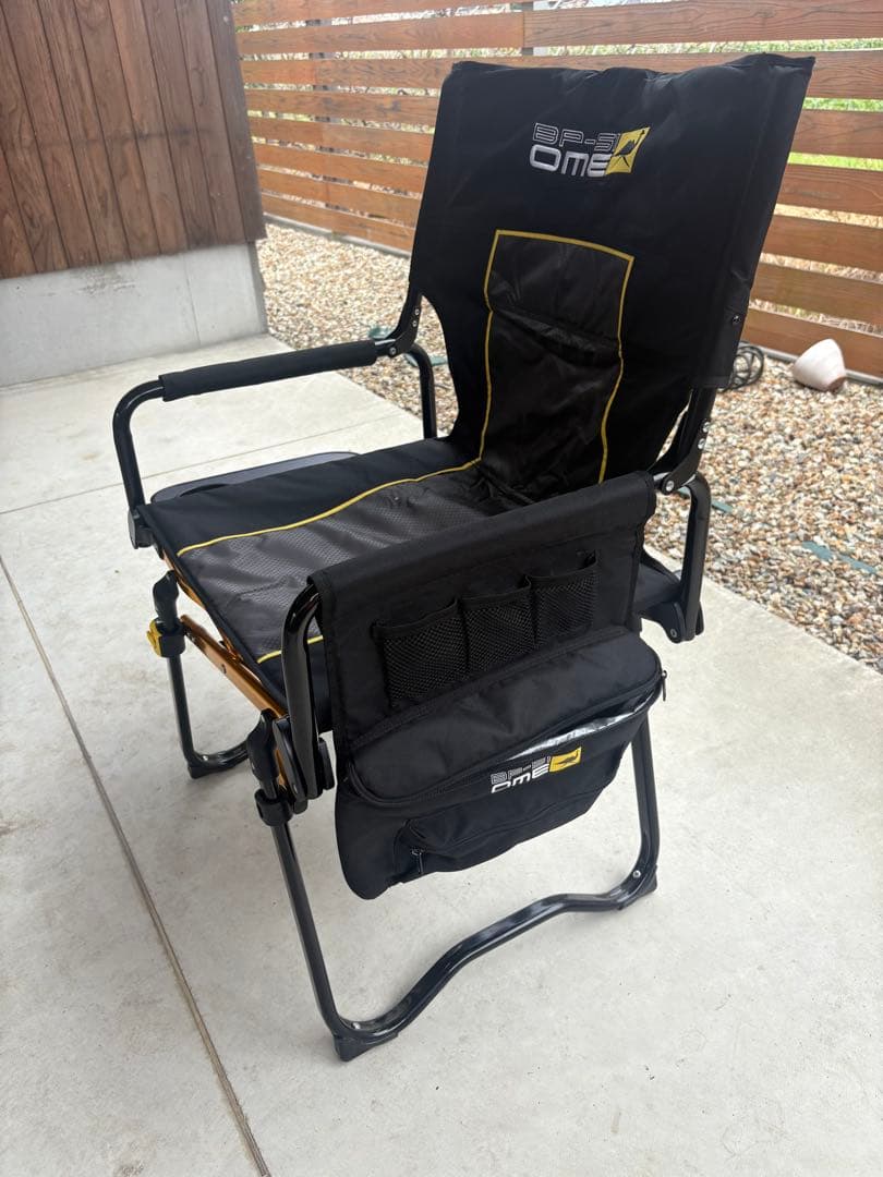 ARB オールドマンエミュ BP-51ディレクターチェア キャンピングチェア