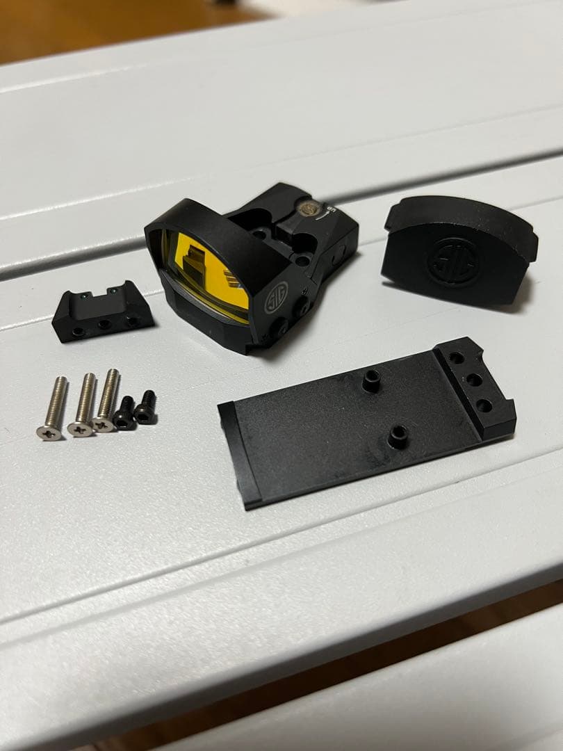 SIG SAUER ROMEO1 レプリカ マウント付き SOTAC