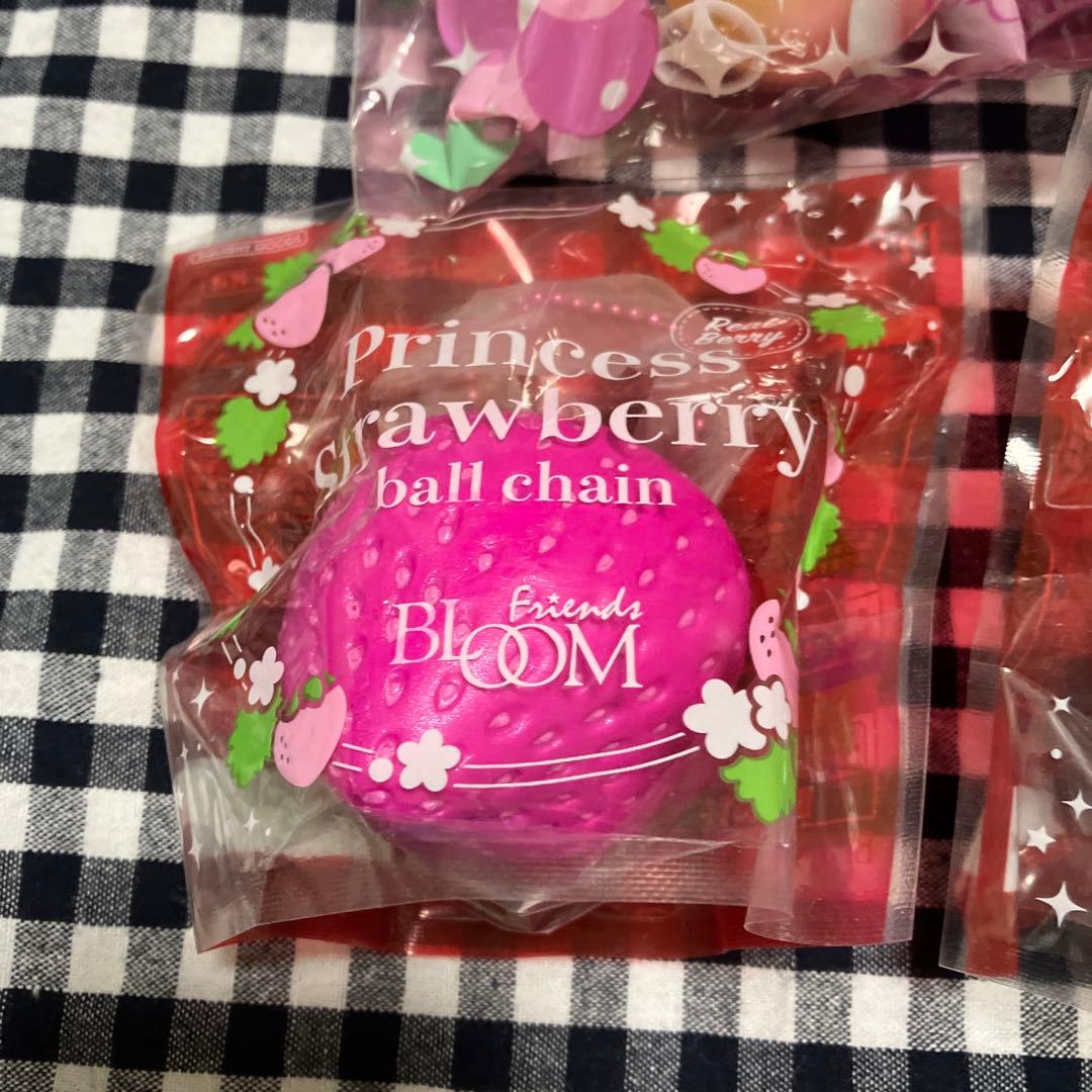 ブルーム　スクイーズ　BLOOM ぶどう　いちご　アイラブ　オレンジ