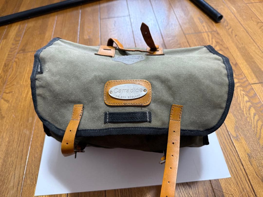 キャラダイス　サドルバッグ　カデット