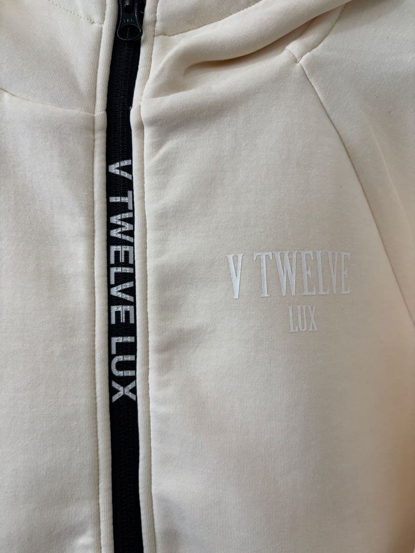 レディースウェア V12