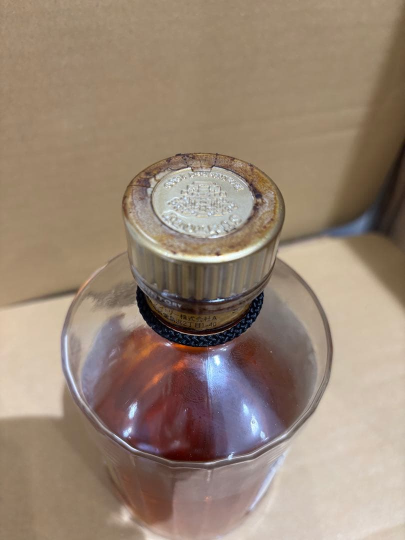 古酒 サントリー 響 金キャップ 裏ゴールドラベル