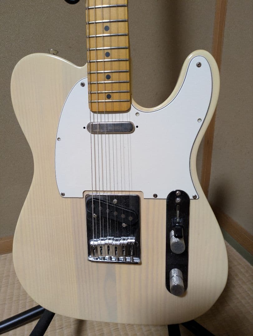 テレキャスター　SQUIER エレキギター