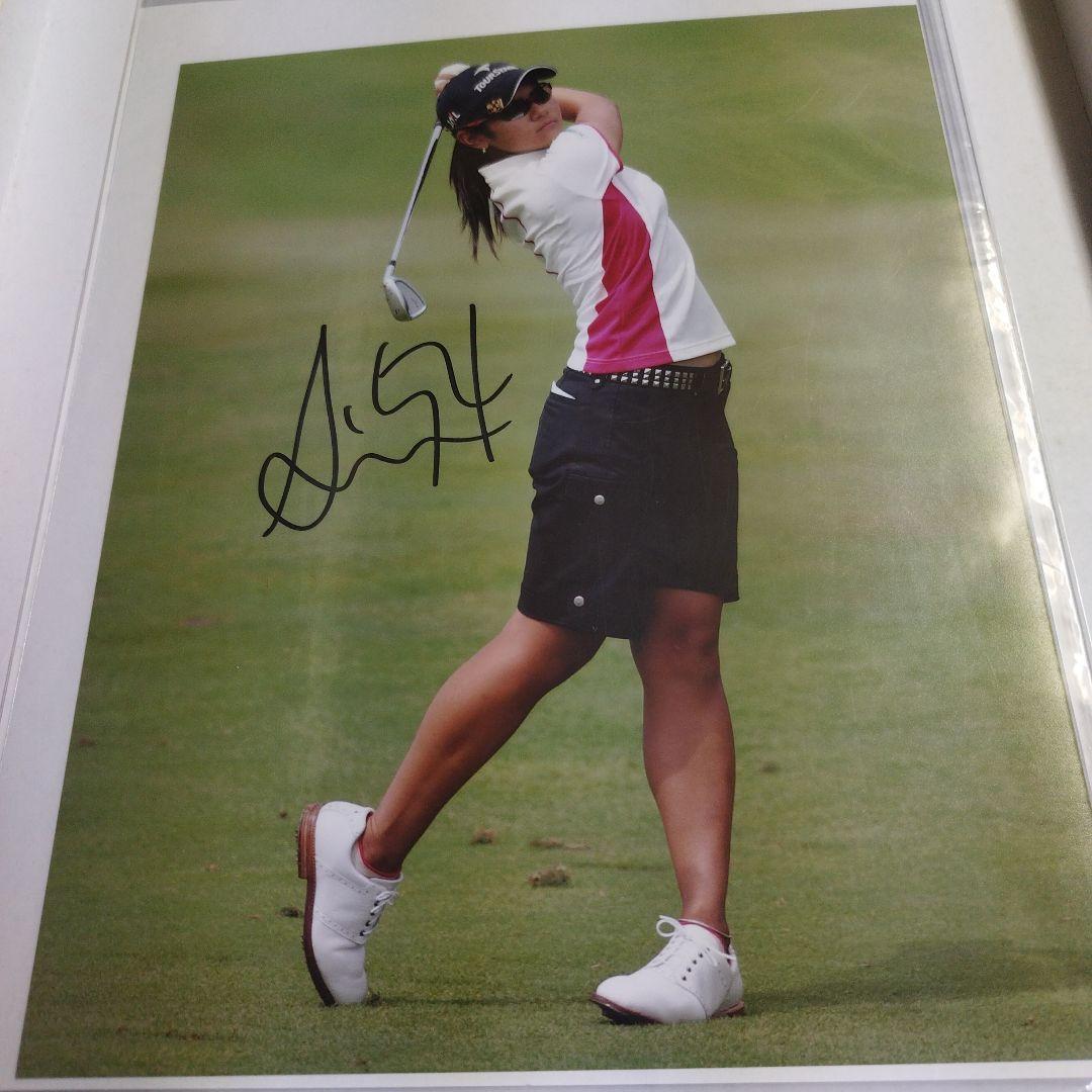 女子プロゴルフ　宮里藍　直筆サイン入り　8x10 フォト　証明書付