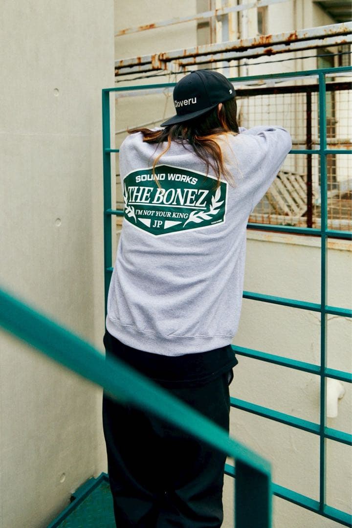 The BONEZ トレーナー グレー　( RIZE jesse JSF